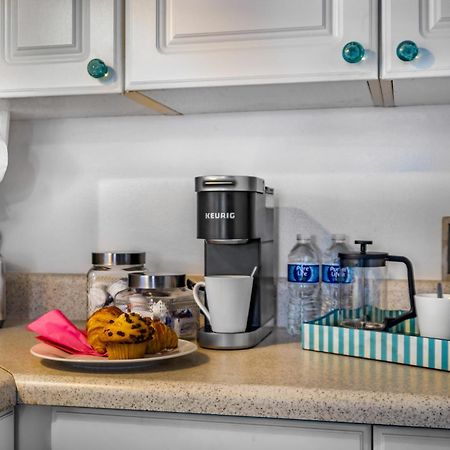 Beach Cottage With Heated Pool Just Off Siesta Key Sarasota Ngoại thất bức ảnh