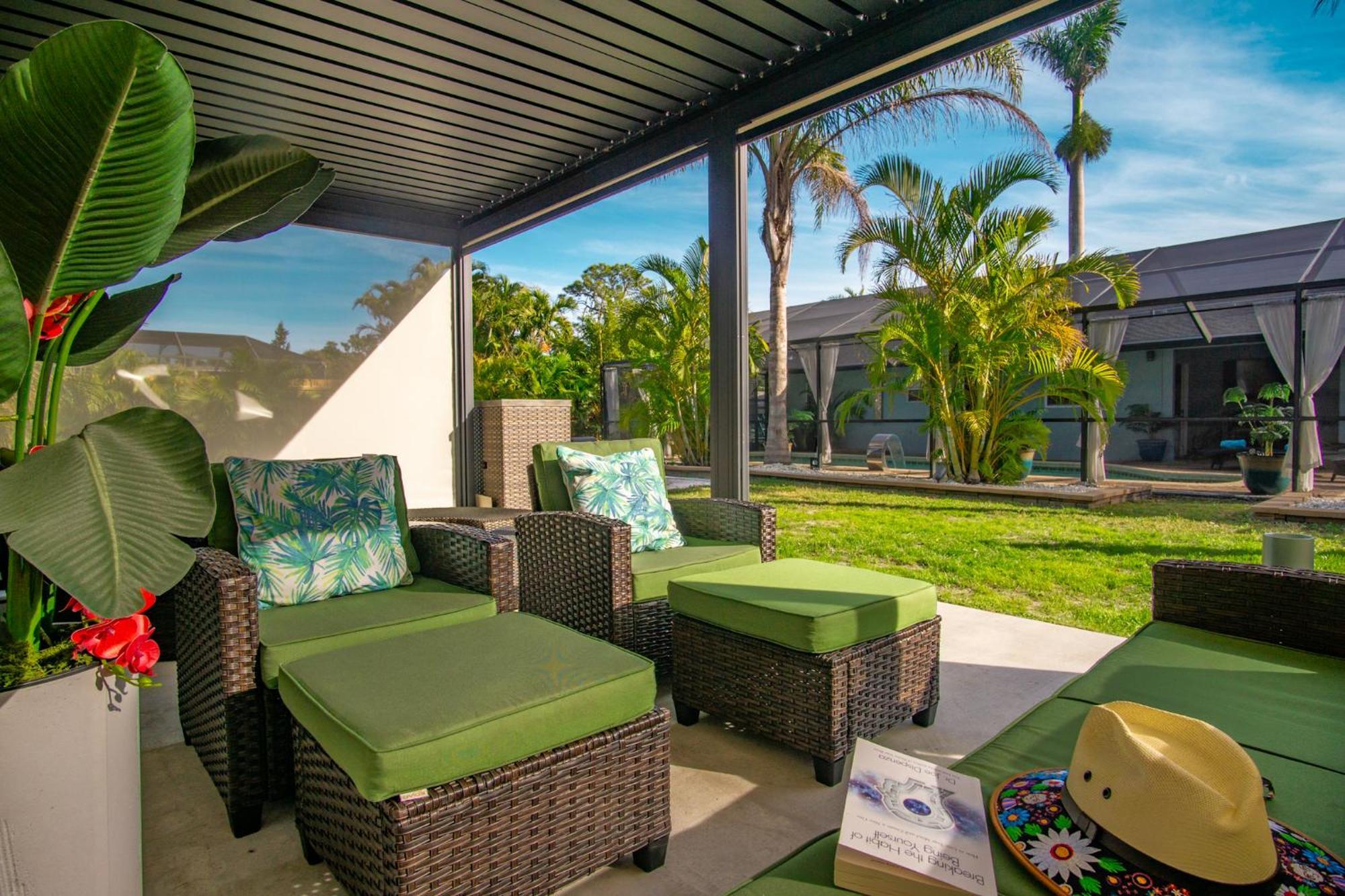 Beach Cottage With Heated Pool Just Off Siesta Key Sarasota Ngoại thất bức ảnh