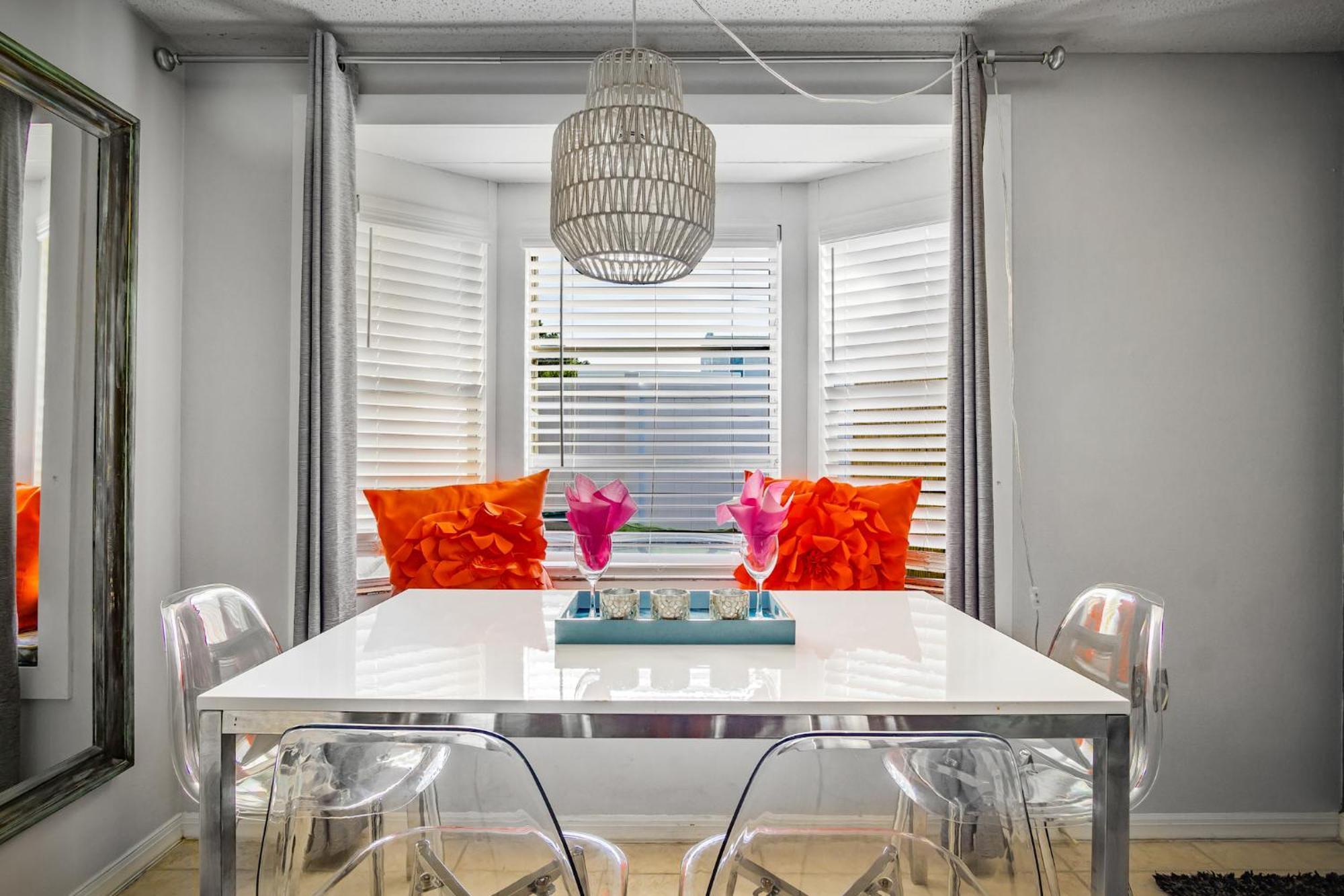 Beach Cottage With Heated Pool Just Off Siesta Key Sarasota Ngoại thất bức ảnh